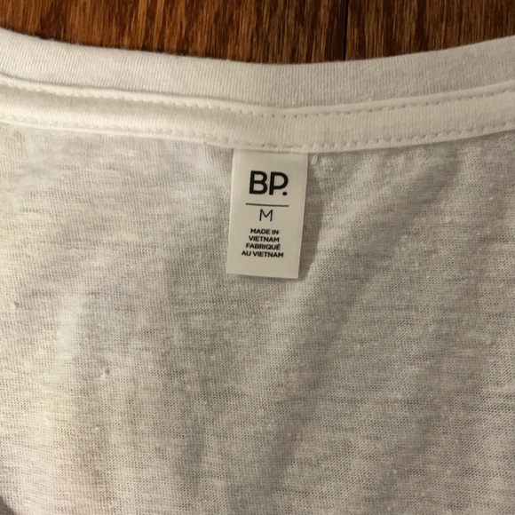 BP NORDSTROM OVERSIZED V T-shirt modern SOLID WHITE available in S and M - Picture 7 of 8